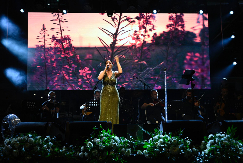 Zara Kahramanmaraş'ta Konser Verdi!