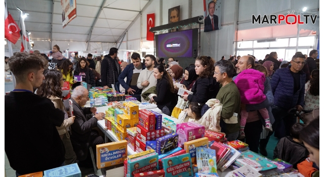 9. Uluslararası Kitap Fuarı, Final Gününde de Binlerce Misafirini Ağırladı