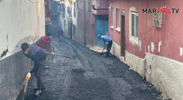 DULKADİROĞLU BELEDİYESİ DURAKLI MAHALLESİ’NDE ASFALT ÇALIŞMALARINI SÜRDÜRÜYOR