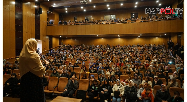 Aile Danışmanı Erdim: “Ebeveynler Çocuklara Rol Model Olmalı”