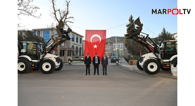 Türkoğlu’nda dev kazıcılarla daha etkin ve hızlı hizmet