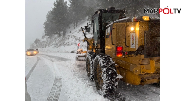 ONİKİŞUBAT BELEDİYESİ KARLA MÜCADELEDE TEYAKKUZDA