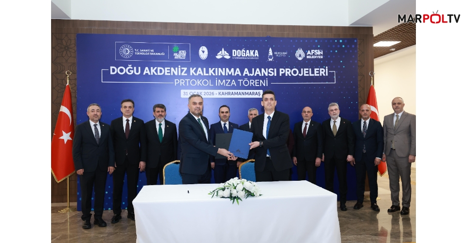 Başkan Toptaş, Bakan Fatih Kacır’ın katıldığı imza töreninde ONİKAD’ın protokolünü imzaladı