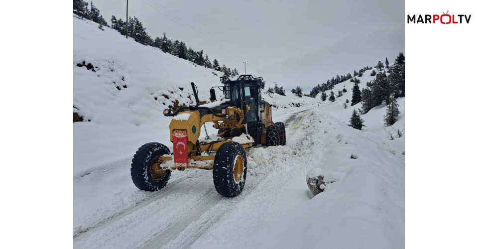 Büyükşehir’den Kırsalda Gece Gündüz Kar Mesaisi