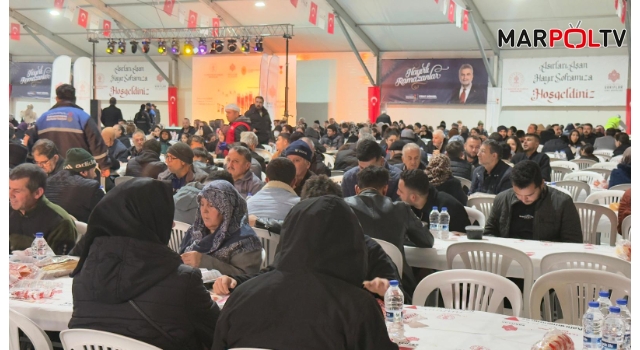 Ramazan’ın İlk Gününde Büyükşehir’in İftar Çadırlarında Dayanışma ve Neşe Bir Arada