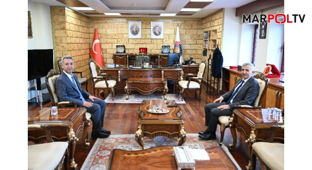 Vali Ünlüer’den Rektör Okumuş’a Hayırlı Olsun Ziyareti