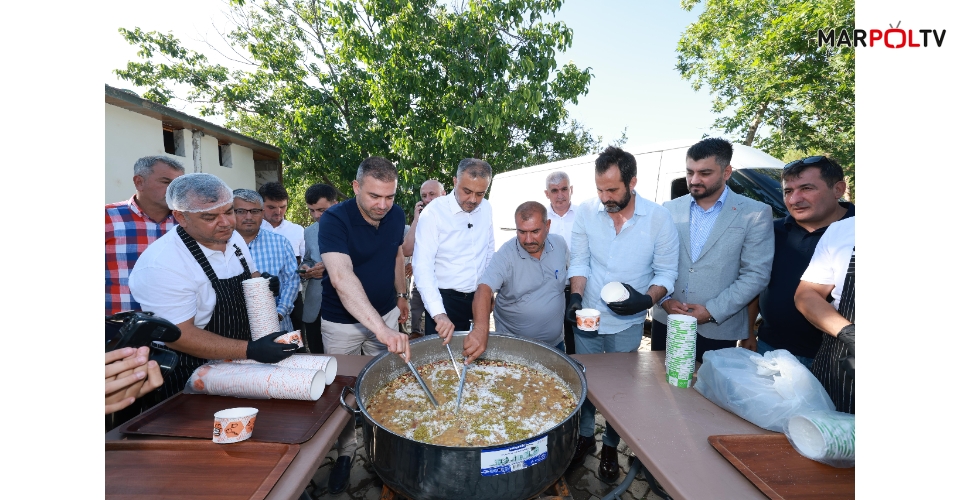Başkan Toptaş, Dönüklü Mahallesi sakinleriyle aşure sofrasında buluştu