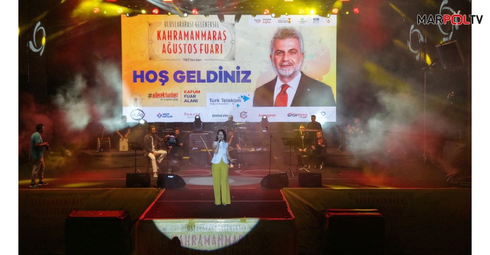 Geleneksel Ağustos Fuarı’nda Türkü ve Şiir Aynı Ezgilerde Buluştu