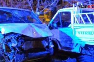 Kahramanmaraş’ta minibüs ile kamyonet çarpıştı: 2 yaralı