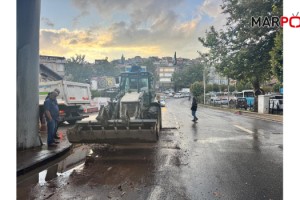 Büyükşehir, Yağış Sonrası Temizlik Çalışmalarını Sürdürüyor