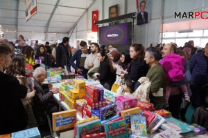 9. Uluslararası Kitap Fuarı, Final Gününde de Binlerce Misafirini Ağırladı