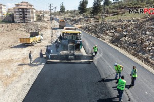 Büyükşehir Türkoğlu’nda Arterleri Bir Bir Yeniliyor