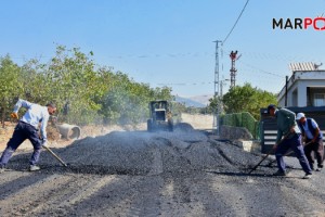 DULKADİROĞLU’NDA YOL YAPIM SEFERBERLİĞİMİZ SICAK ASFALT ÇALIŞMALARIYLA DEVAM EDİYOR