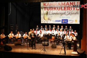 Onikişubat Belediyesi’nin Kahramanlık Türküleriyle Cumhuriyet Konseri’ne yoğun ilgi