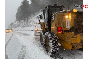 ONİKİŞUBAT BELEDİYESİ KARLA MÜCADELEDE TEYAKKUZDA