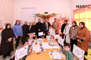 Başkan Toptaş’a karne programında miniklerden doğum günü sürprizi