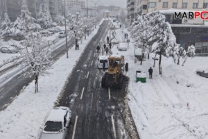 Büyükşehir Yolları Ulaşıma Açık Tutmak İçin Durmaksızın Görev Başında