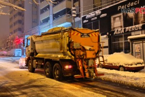 Büyükşehir’den Arterlerde Buzlanmaya Karşı Yoğun Tedbir