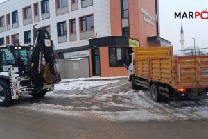 Büyükşehir’den Okul Çevrelerinde Yoğun Kış Mesaisi