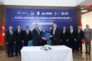 Başkan Toptaş, Bakan Fatih Kacır’ın katıldığı imza töreninde ONİKAD’ın protokolünü imzaladı