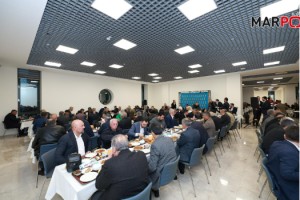 Başkan Toptaş, muhtarlarla iftar sofrasında buluştu