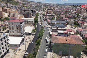 Büyükşehir, Doğukent Yolunda Asfalt Mesaisini Sürdürüyor