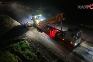 Büyükşehir’den Elmalar Yolunda Kesintisiz Asfalt Mesaisi
