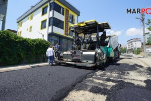 Büyükşehir, Dulkadiroğlu’nda Sokak Sokak Asfalt Mesaisini Sürdürüyor