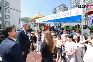 Başkan Toptaş, minik öğrencilerin davetine kayıtsız kalmadı